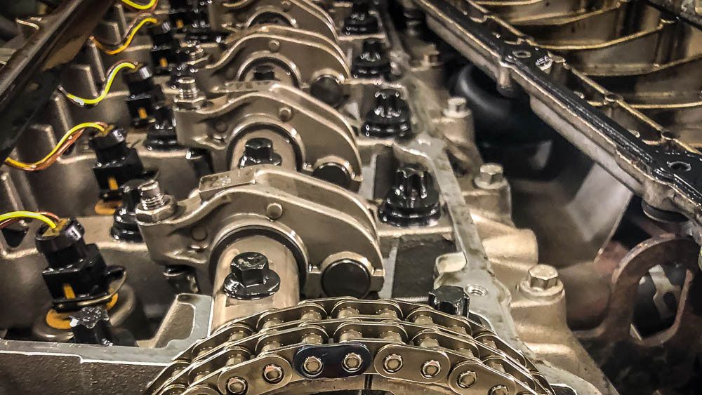 Detailopname van een Landrover schijfrem met remklauw